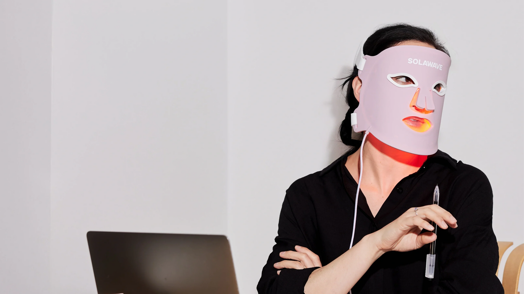 Best Red Light Therapy Wands for Face: 2026 Guide