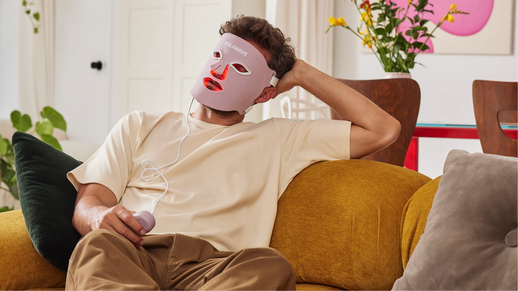 Choosing and Using a Face Red Light Therapy Mask