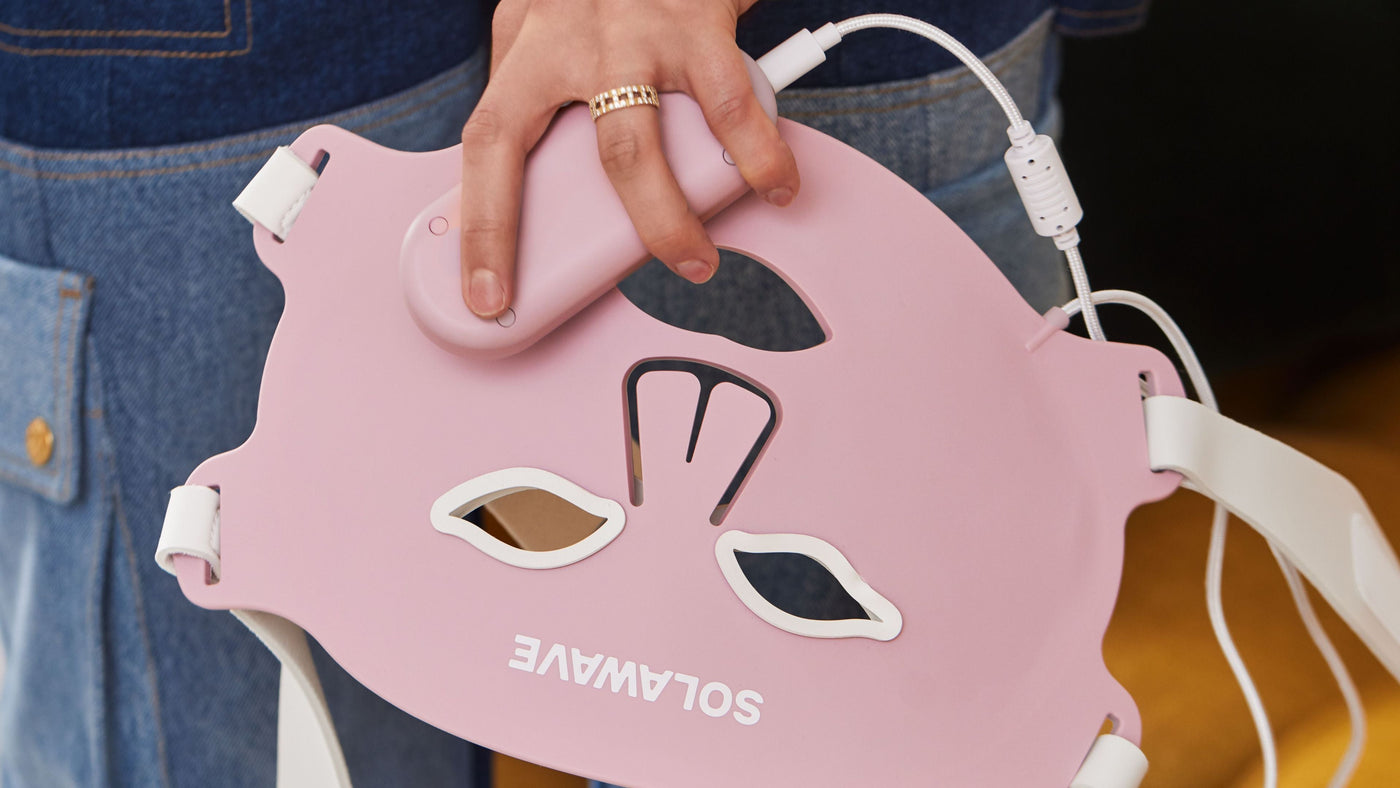 Best Handheld Red Light Therapy Devices for the Face