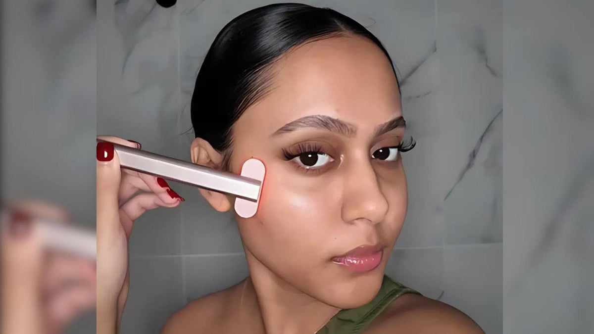 Best LED Light Therapy Mask for your Skin