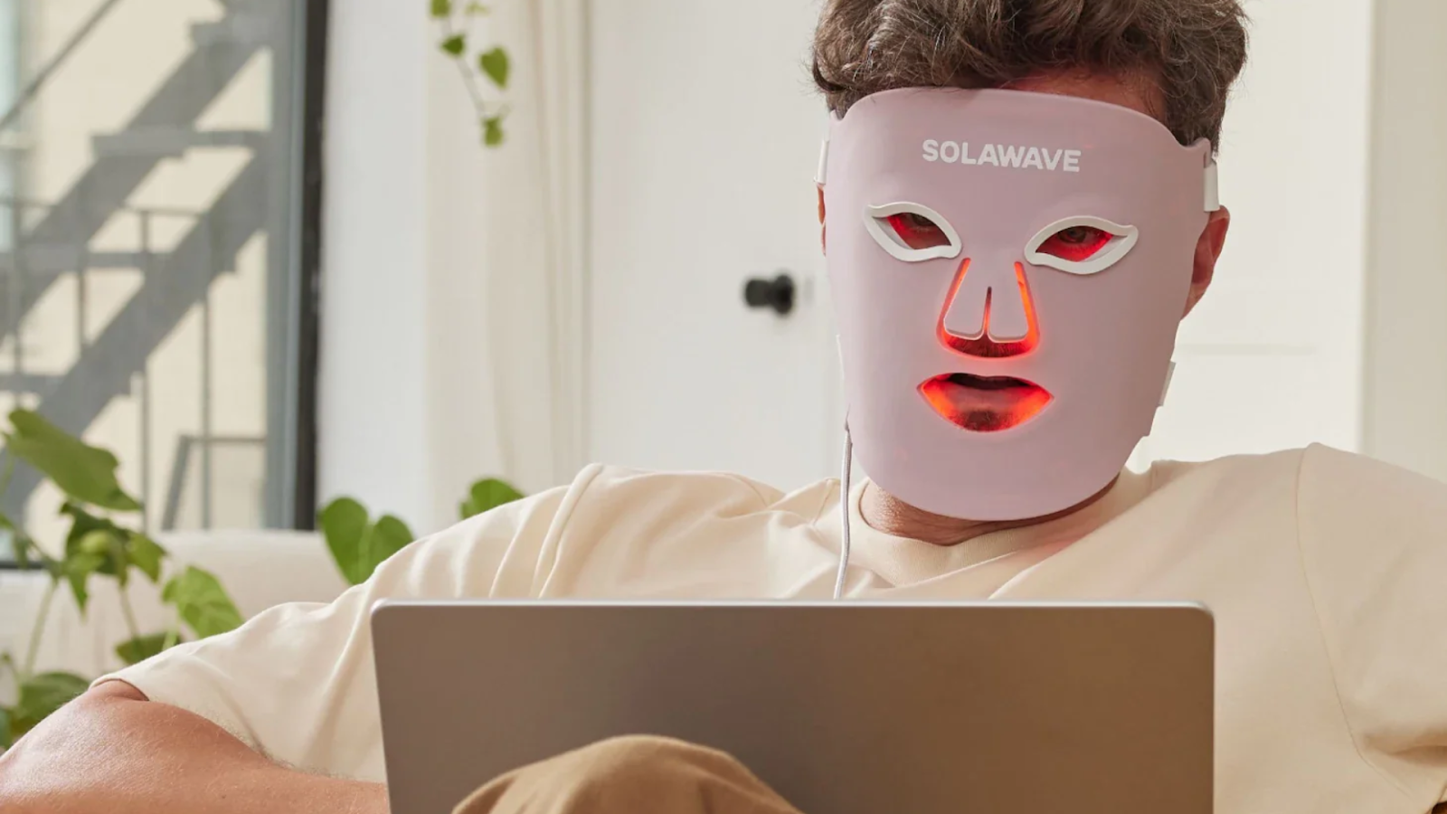 Understanding Collagen Production: How Red Light Therapy Turns Back the Clock at a Cellular Level