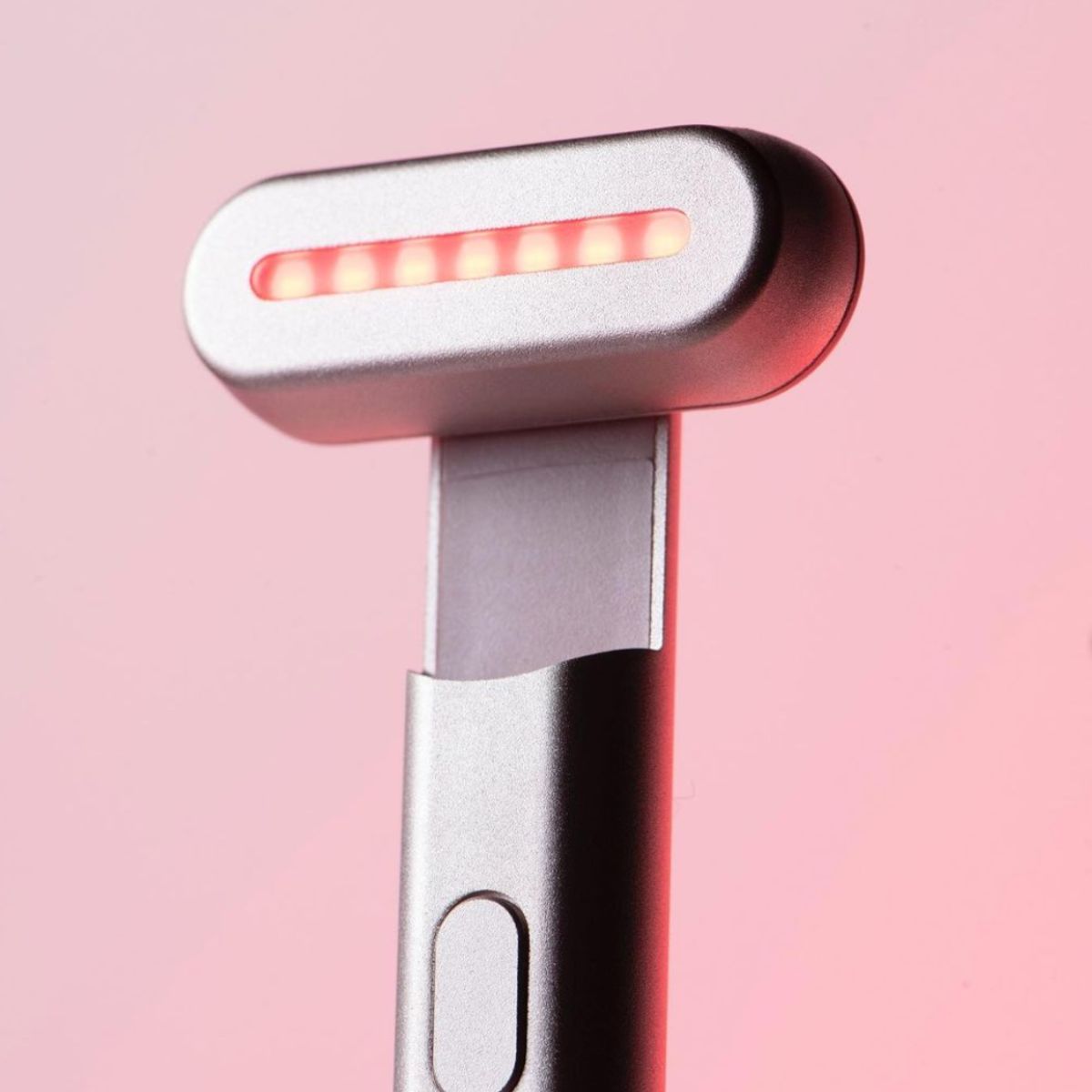 An image of the  Solawave wand which is the best at home red light therapy device