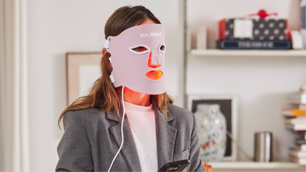 How to Prep Face for Red Light Therapy
