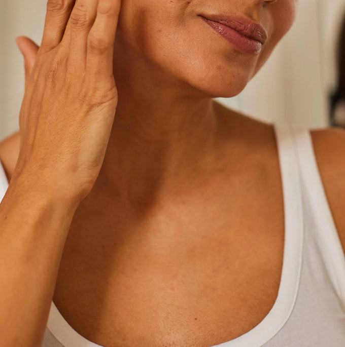 Neck & Chest Pro Light Therapy Mask