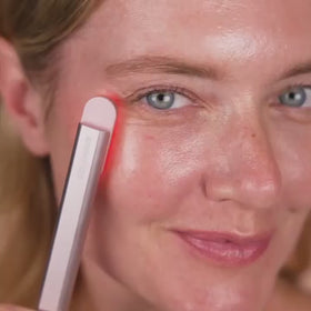 A video introduction to our Radiant Renewal Skincare Wand & LightBoost Activating Serum Kit || Rose Gold